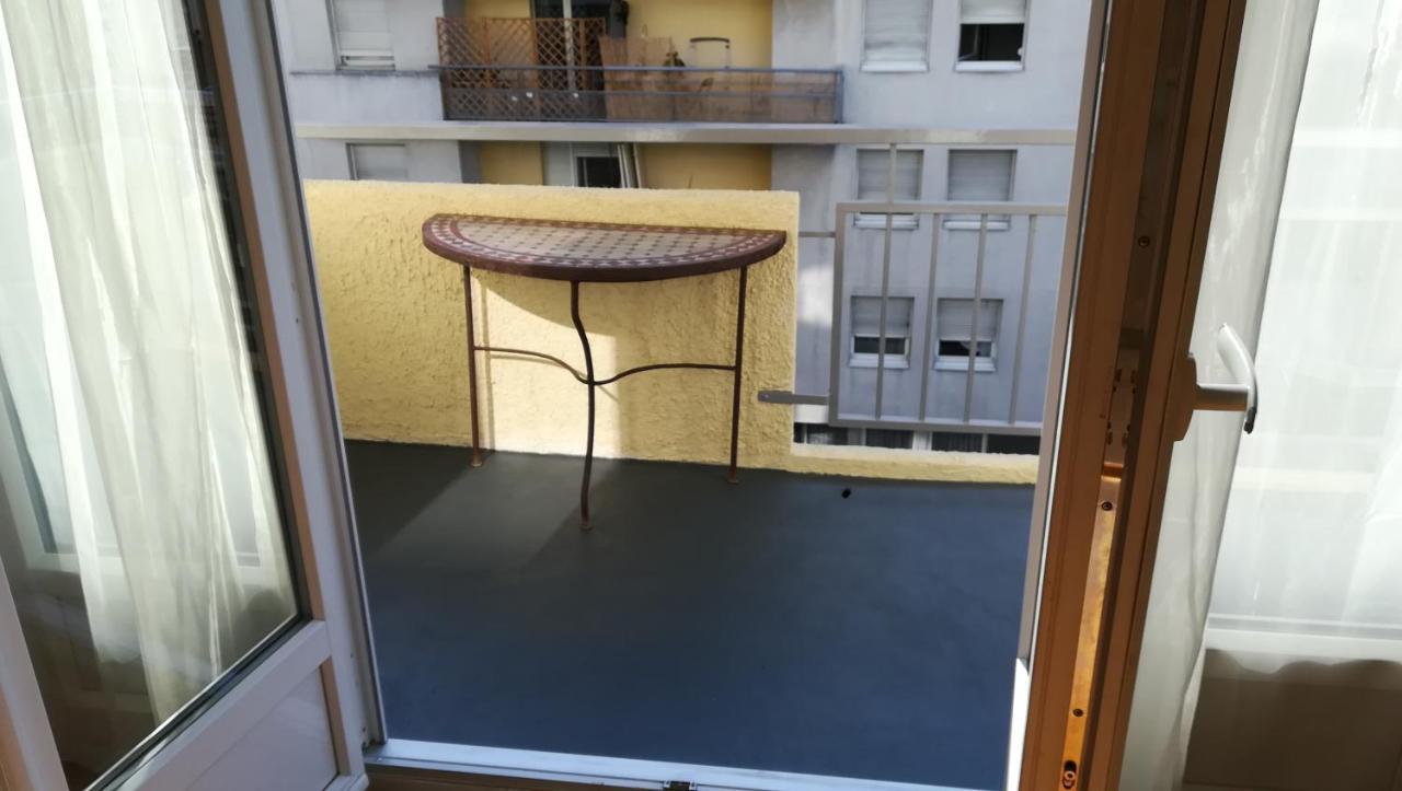 Charmant 3 Pieces 10 Min De Lyon Villeurbanne Exterior photo